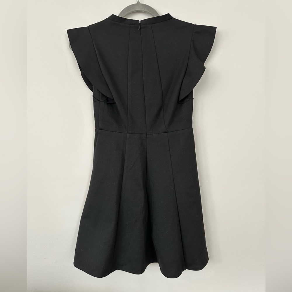 Bcbgeneration Size 2 Nwot Flutter Sleeve Black Dr… - image 2